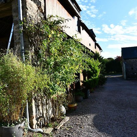 La Vallee Du Launay Taden Exterior photo